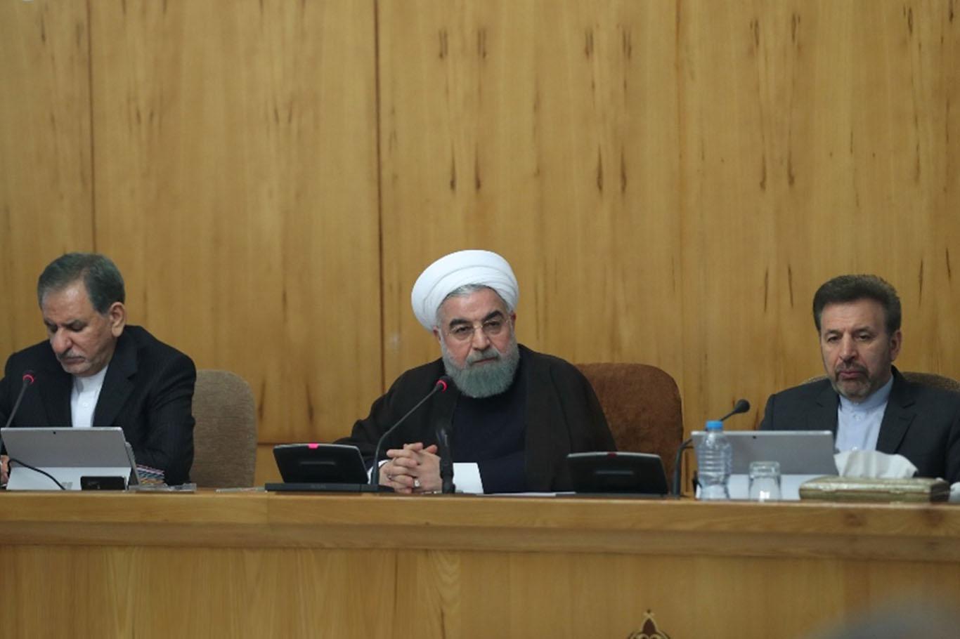 Ruhani: Soykırım kabul edilemez